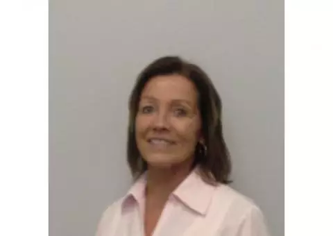 Mary Ellen Ciesla - Farmers Insurance Agent in Oak Lawn, IL